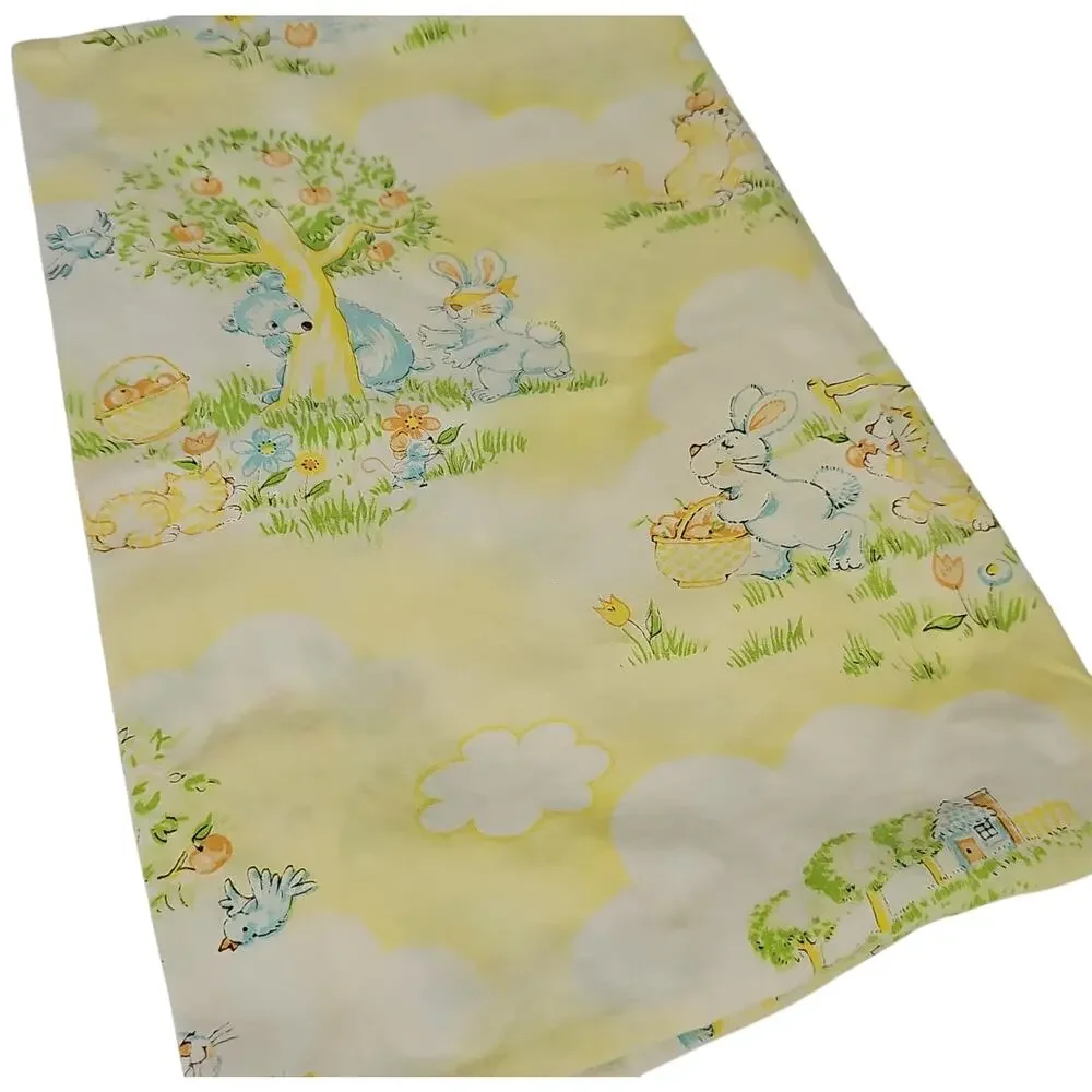 1978 Dundee Mills Vintage Baby Toddler Pillowcase Yellow Bear Duck Bunny